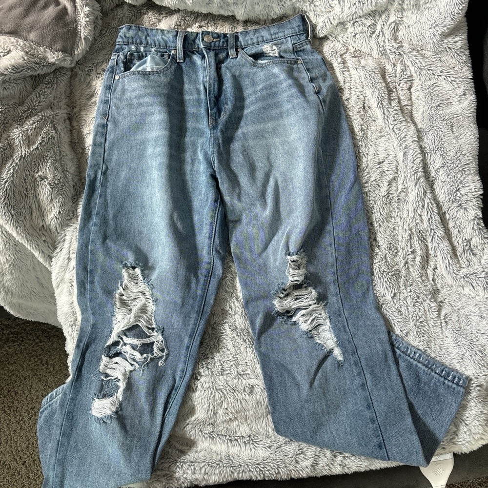 Tilly’s 90s boyfriend jeans